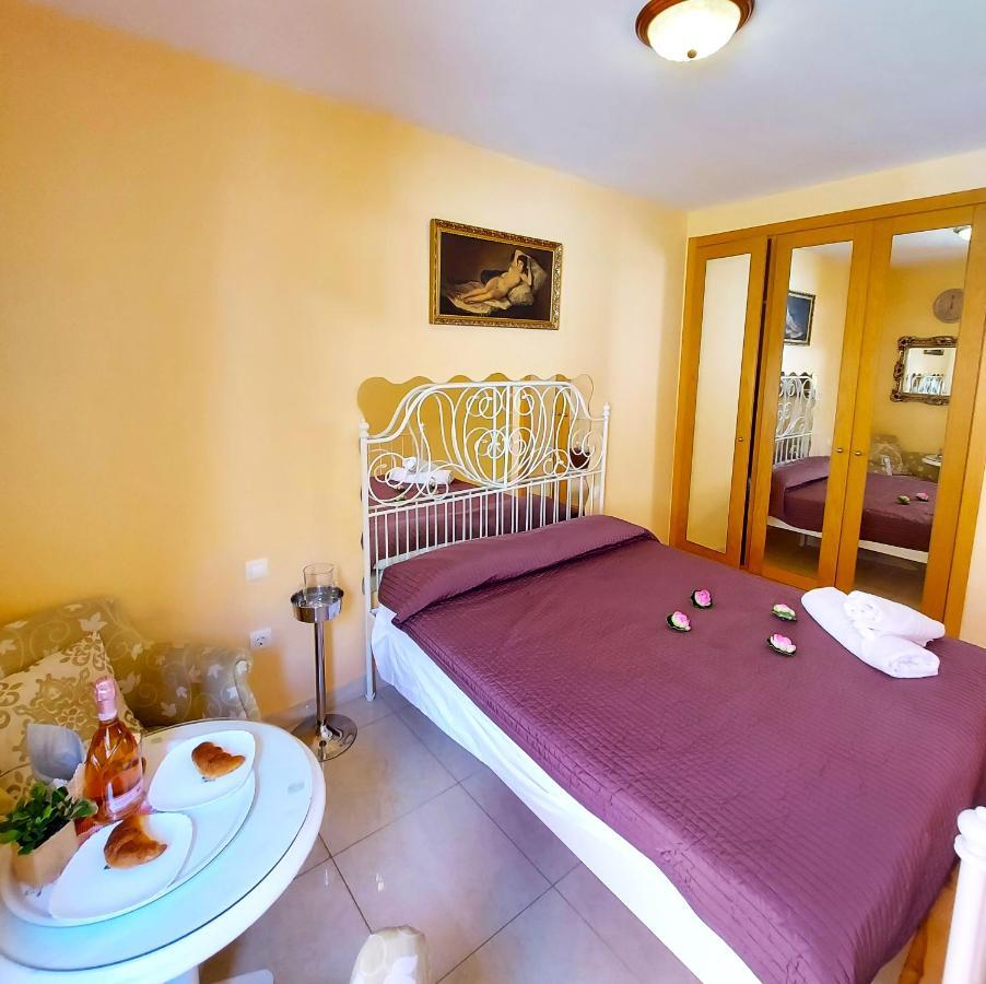 Small Apartment, Adeje House Wifi Free Costa Adeje  Exterior foto